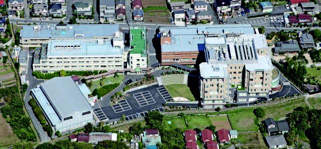駒木野病院の全景を写した航空写真